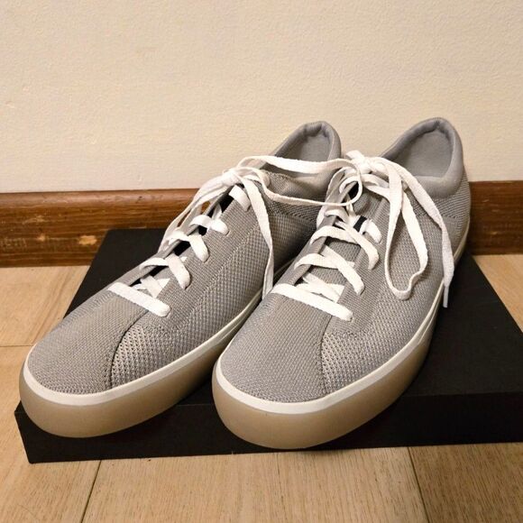 Rothy's "The Lace Up" Sneaker in Gray In Perfect Preowned Condition - Picture 2 of 10